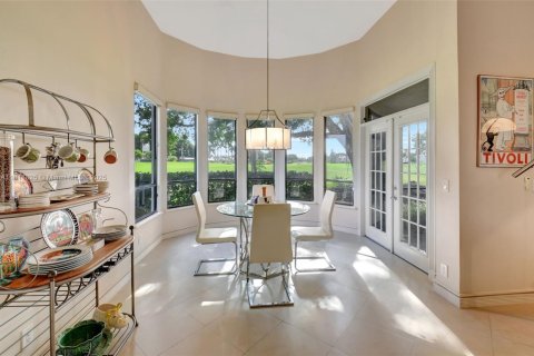 House in Boca Raton, Florida 2 bedrooms, 211.63 sq.m. № 1758932 - photo 8