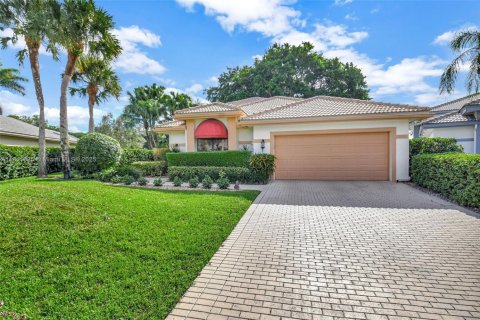 House in Boca Raton, Florida 2 bedrooms, 211.63 sq.m. № 1758932 - photo 2