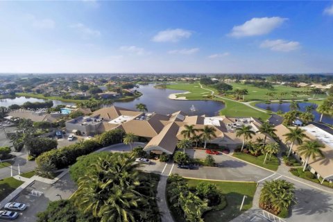 House in Boca Raton, Florida 2 bedrooms, 211.63 sq.m. № 1758932 - photo 30