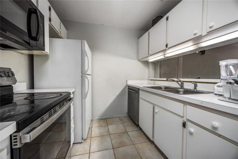 Copropriété à vendre à Gainesville, Floride: 4 chambres, 109.35 m2 № 1906051 - photo 3