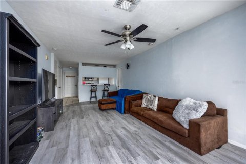 Copropriété à vendre à Gainesville, Floride: 4 chambres, 109.35 m2 № 1906051 - photo 10