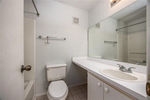 Copropriété à vendre à Gainesville, Floride: 4 chambres, 109.35 m2 № 1906051 - photo 13