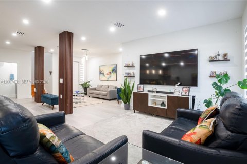 Townhouse in Miami, Florida 3 bedrooms, 179.21 sq.m. № 2073949 - photo 8