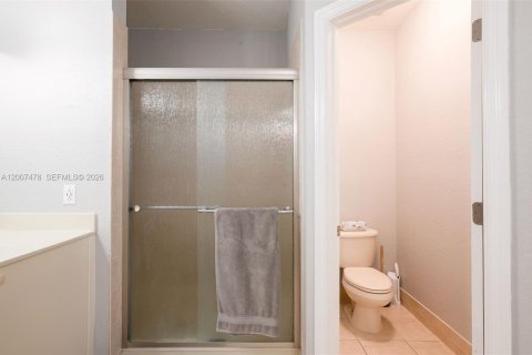 Townhouse in Miami, Florida 3 bedrooms, 179.21 sq.m. № 2073949 - photo 27