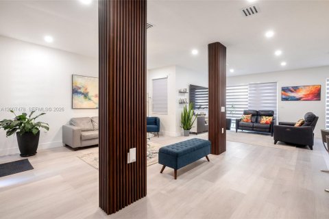 Townhouse in Miami, Florida 3 bedrooms, 179.21 sq.m. № 2073949 - photo 4