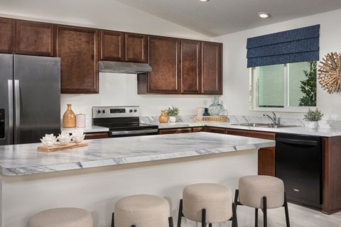 Townhouse in WILLIAMS POINTE in Seffner, Florida 3 bedrooms, 143 sq.m. № 60497 - photo 1