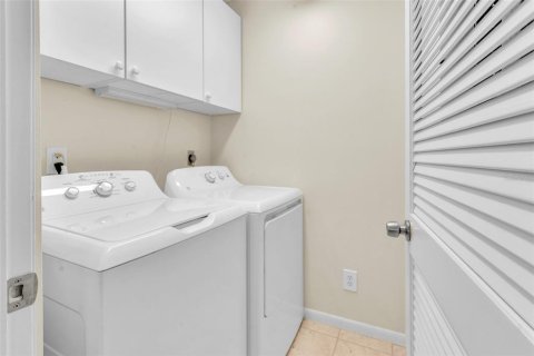 Купить кондоминиум в Палм-Харбор, Флорида 4 комнаты, 124.02м2, № 1907575 - фото 25