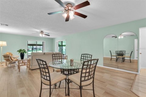 Купить кондоминиум в Палм-Харбор, Флорида 4 комнаты, 124.02м2, № 1907575 - фото 14