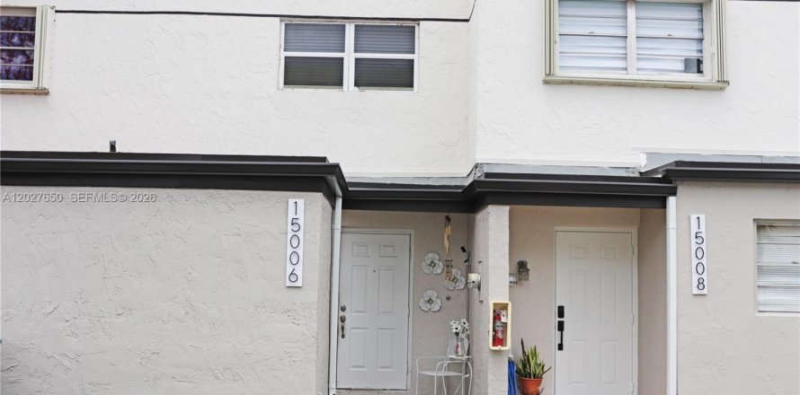Condo à Miami, Floride, 2 chambres  № 2243288