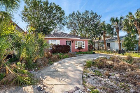 Terreno en venta en Saint Pete Beach, Florida № 2211771 - foto 6