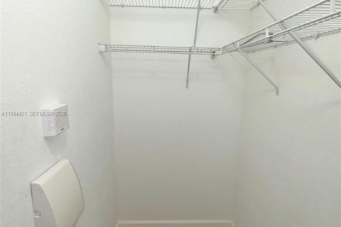 Купить таунхаус в Хомстед, Флорида 3 спальни, 123.1м2, № 2152823 - фото 22
