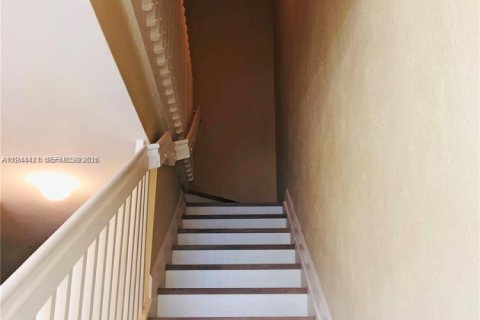Купить таунхаус в Хомстед, Флорида 3 спальни, 123.1м2, № 2152823 - фото 12