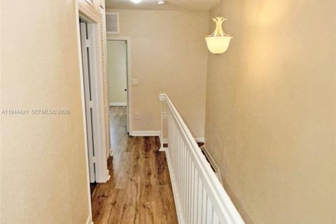 Купить таунхаус в Хомстед, Флорида 3 спальни, 123.1м2, № 2152823 - фото 13