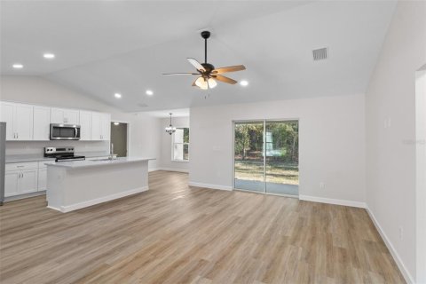 House in Dunnellon, Florida 3 bedrooms, 135.82 sq.m. № 1826291 - photo 23