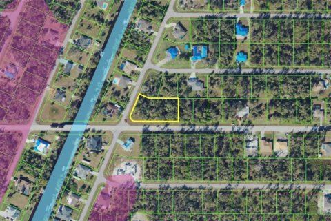 Terreno en venta en Port Charlotte, Florida № 1772874 - foto 1