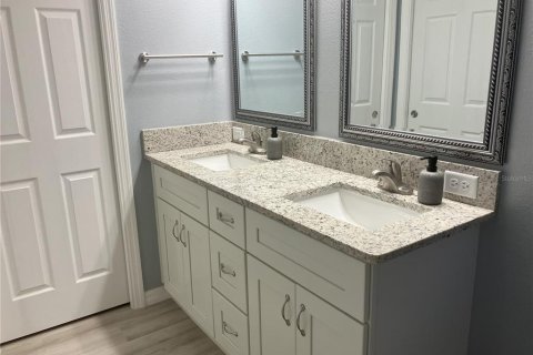 Casa en venta en Ocala, Florida, 4 dormitorios, 150.78 m2 № 2102978 - foto 9