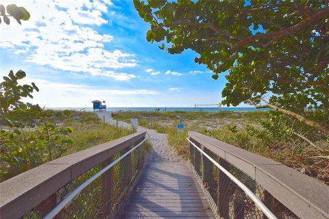 Villa ou maison à vendre à Nokomis, Floride: 3 chambres, 241.17 m2 № 2428750 - photo 20