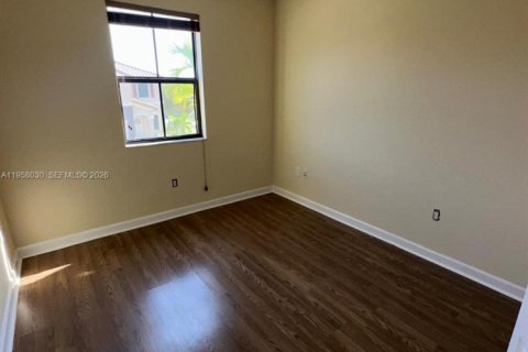 Снять в аренду таунхаус в Хайалиа, Флорида 4 спальни, 172.98м2, № 2024431 - фото 29