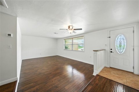 Casa en venta en Hudson, Florida, 2 dormitorios, 151.8 m2 № 1911857 - foto 4