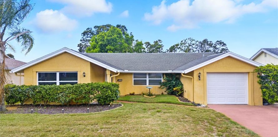Casa en Hudson, Florida 2 dormitorios, 151.8 m2 № 1911857