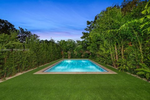 Adosado en venta en Miami, Florida, 4 dormitorios № 2361733 - foto 29