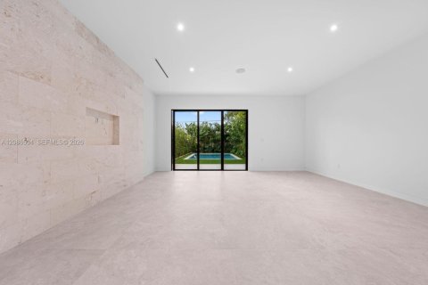 Adosado en venta en Miami, Florida, 4 dormitorios № 2361733 - foto 22