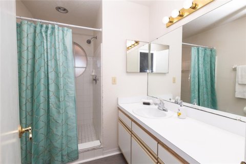 Condo in Kissimmee, Florida, 3 bedrooms  № 1915315 - photo 4