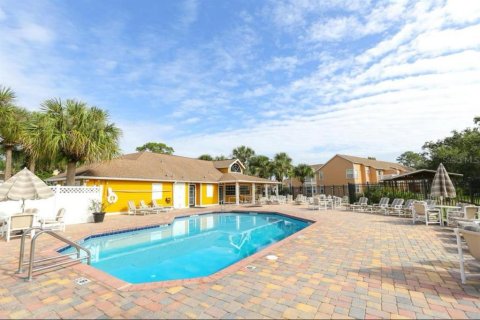 Condo in Kissimmee, Florida, 3 bedrooms  № 1915315 - photo 13