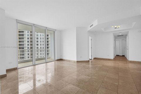 Copropriété à louer à Miami, Floride: 3 chambres, 138.24 m2 № 1966442 - photo 4