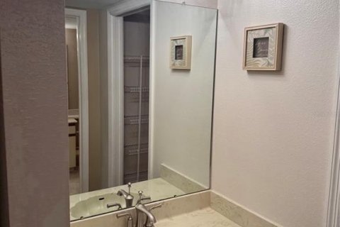 Снять в аренду кондоминиум в Пунта-Горда, Флорида 7 комнат, 122.63м2, № 1822533 - фото 26