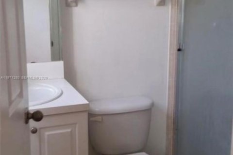 Купить таунхаус в Хомстед, Флорида 3 спальни, 123.1м2, № 2032123 - фото 10