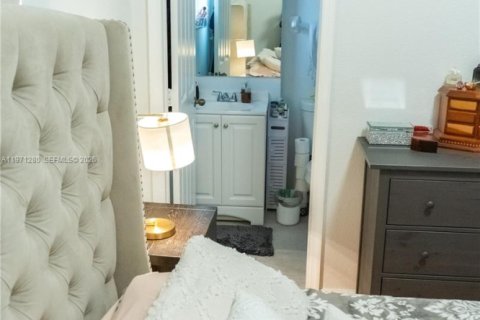 Adosado en venta en Homestead, Florida, 3 dormitorios, 123.1 m2 № 2032123 - foto 23