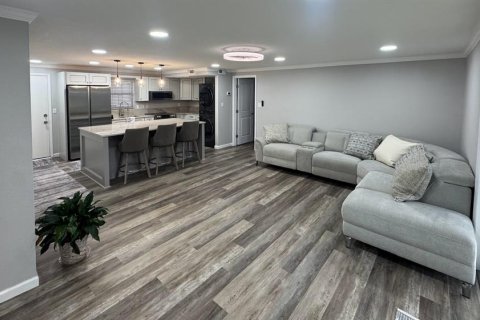 Condominio en venta en Bradenton, Florida, 1 dormitorio, 69.21 m2 № 2148738 - foto 7