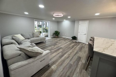 Condominio en venta en Bradenton, Florida, 1 dormitorio, 69.21 m2 № 2148738 - foto 10