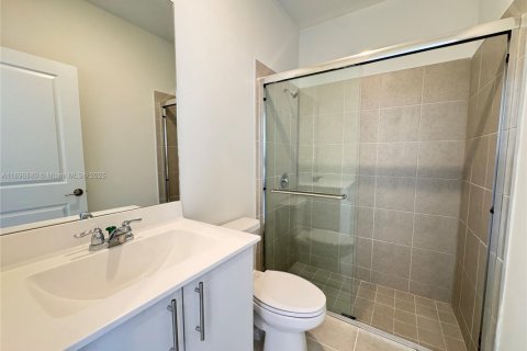 Touwnhouse à louer à Florida City, Floride: 4 chambres, 151.71 m2 № 1947833 - photo 15