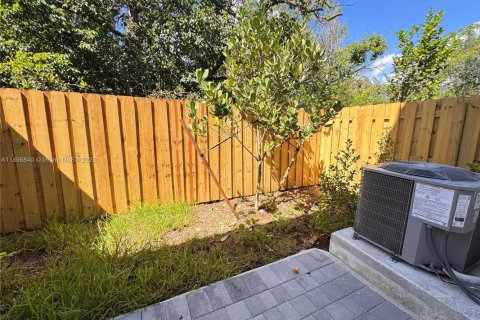 Touwnhouse à louer à Florida City, Floride: 4 chambres, 151.71 m2 № 1947833 - photo 22