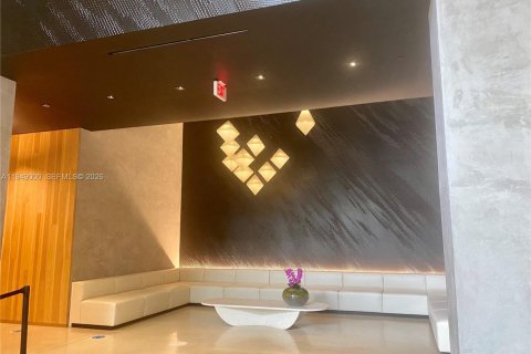 Снять в аренду кондоминиум в Майами, Флорида 1 спальня, 52.4м2, № 2004730 - фото 5