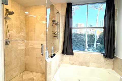 Townhouse in Hollywood, Florida 3 bedrooms, 236.34 sq.m. № 1741279 - photo 6
