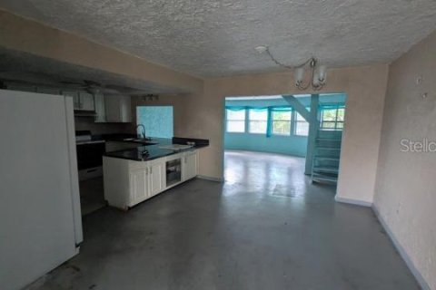 Villa ou maison à vendre à Weeki Wachee, Floride: 4 chambres, 354.05 m2 № 2419271 - photo 11