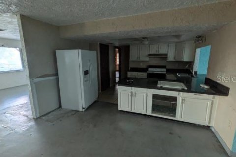 Villa ou maison à vendre à Weeki Wachee, Floride: 4 chambres, 354.05 m2 № 2419271 - photo 12