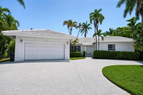 Casa en Fort Lauderdale, Florida 3 dormitorios, 220.18 m2 № 2352072