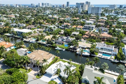 Casa en venta en Fort Lauderdale, Florida, 3 dormitorios, 220.18 m2 № 2352072 - foto 25