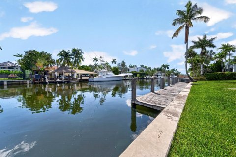 Casa en venta en Fort Lauderdale, Florida, 3 dormitorios, 220.18 m2 № 2352072 - foto 17