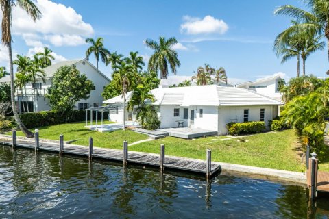 Casa en venta en Fort Lauderdale, Florida, 3 dormitorios, 220.18 m2 № 2352072 - foto 2