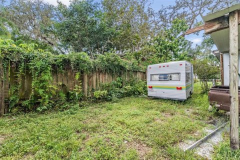 Villa ou maison à vendre à Tampa, Floride: 1 chambre, 91.42 m2 № 1919925 - photo 20