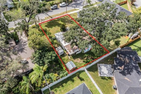 Villa ou maison à vendre à Tampa, Floride: 1 chambre, 91.42 m2 № 1919925 - photo 6