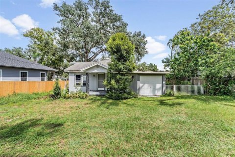 Villa ou maison à vendre à Tampa, Floride: 1 chambre, 91.42 m2 № 1919925 - photo 1