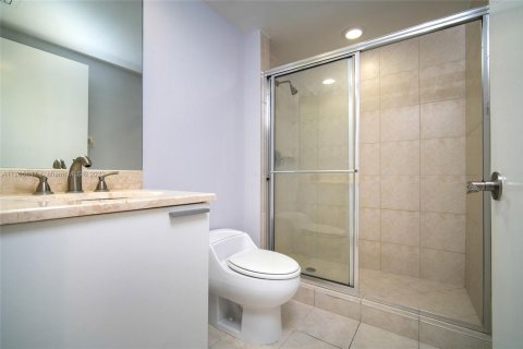 Condominio en venta en North Miami, Florida, 3 dormitorios, 167.32 m2 № 1712137 - foto 23