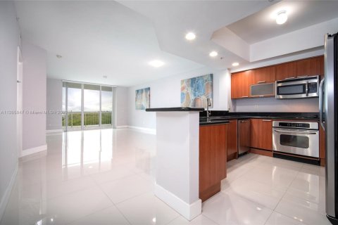 Condominio en venta en North Miami, Florida, 3 dormitorios, 167.32 m2 № 1712137 - foto 14