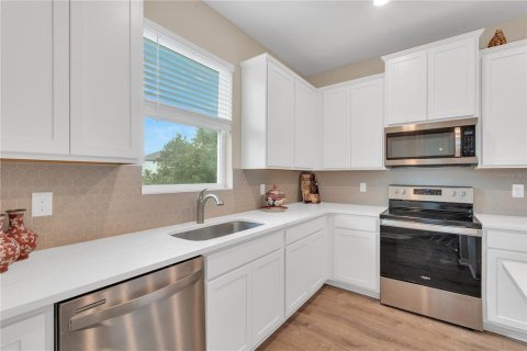 Touwnhouse à vendre à San Antonio, Floride: 3 chambres, 186.08 m2 № 1821069 - photo 21